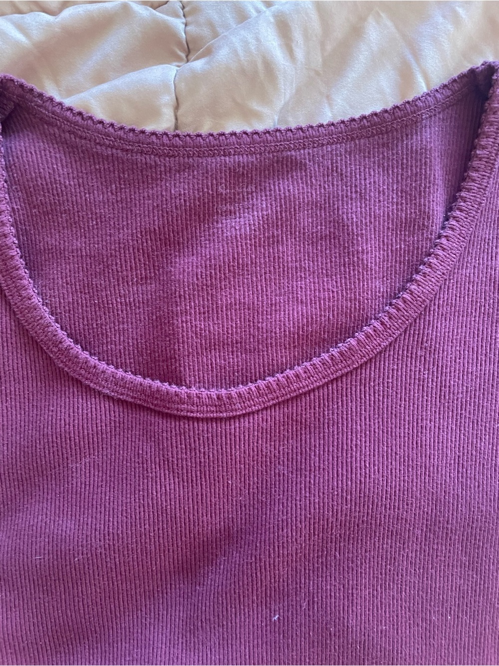 Brandy Melville Ribbed Scoop Crop Top - Wine XS/S - Picture 2 of 2